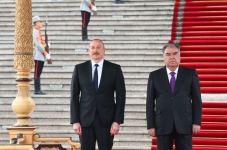 Azərbaycan Prezidenti İlham Əliyevin Düşənbədə rəsmi qarşılanma mərasimi olub (FOTO/VİDEO)