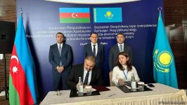 Qazaxıstanla Azərbaycan arasında biznes sazişləri imzalanıb (FOTO)