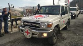 BQXK-ya məxsus avtomobillər Laçın yolundan keçib (FOTO)