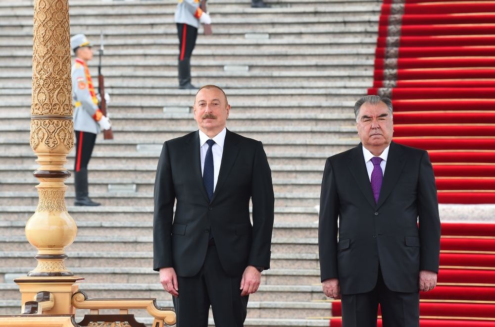 Azərbaycan Prezidenti İlham Əliyevin Düşənbədə rəsmi qarşılanma mərasimi olub (FOTO/VİDEO)