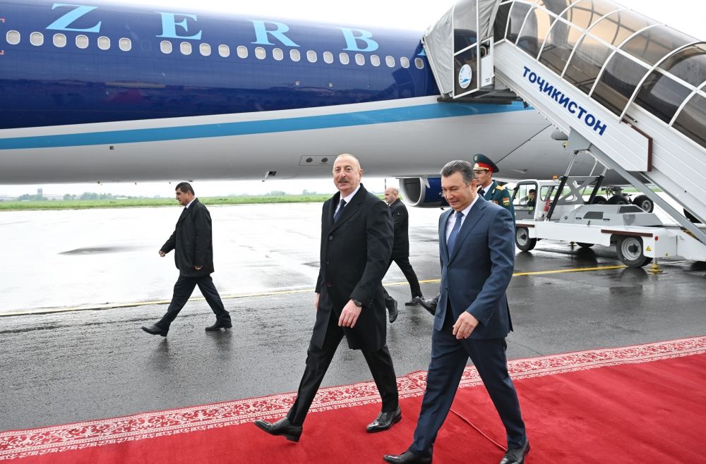 Prezident İlham Əliyev Tacikistana dövlət səfərinə gəlib (FOTO/VİDEO)