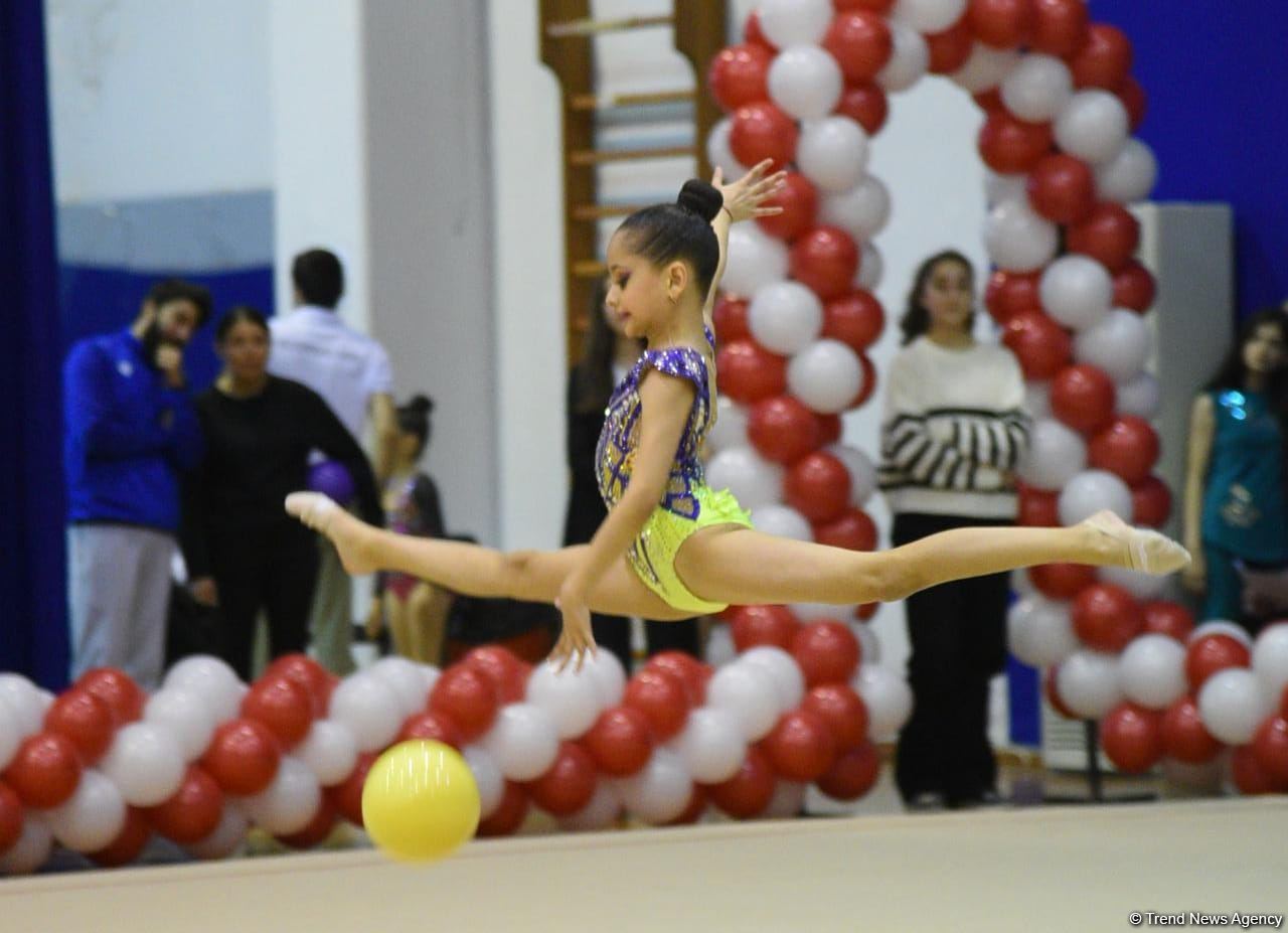 Bakıda “Ocaq Sport” klubunun bədii gimnastika üzrə 2-ci açıq birinciliyinin son günü keçirilir (FOTO)