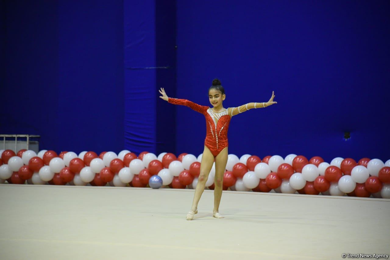 Bakıda “Ocaq Sport” klubunun bədii gimnastika üzrə 2-ci açıq birinciliyinin son günü keçirilir (FOTO)