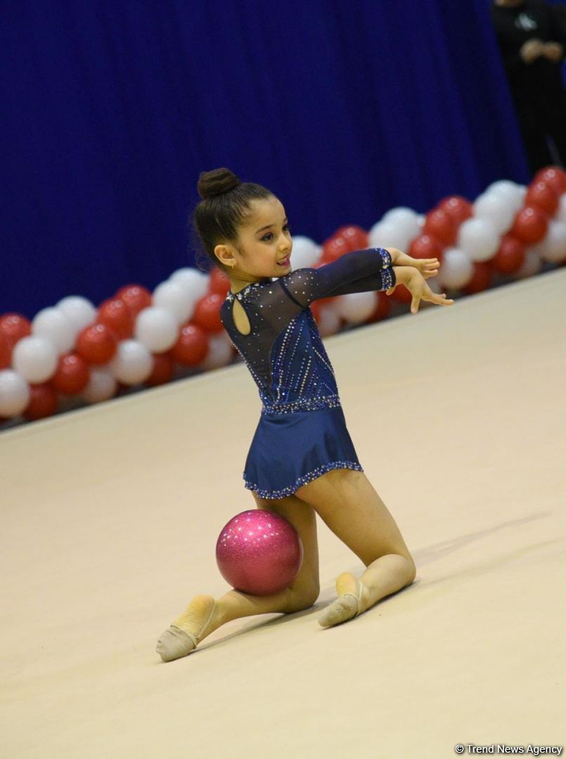 Bakıda “Ocaq Sport” klubunun bədii gimnastika üzrə 2-ci açıq birinciliyinin son günü keçirilir (FOTO)