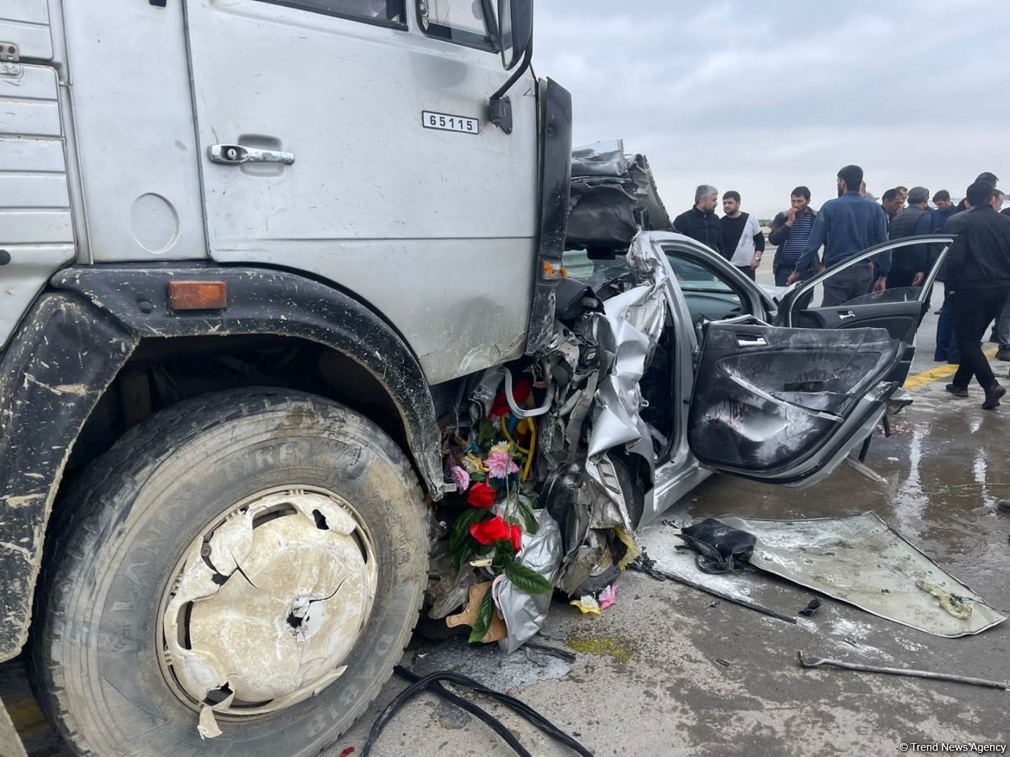 Bakı-Salyan yolunda ağır qəza: 3 qadın öldü, iki nəfər xəsarət aldı (FOTO)