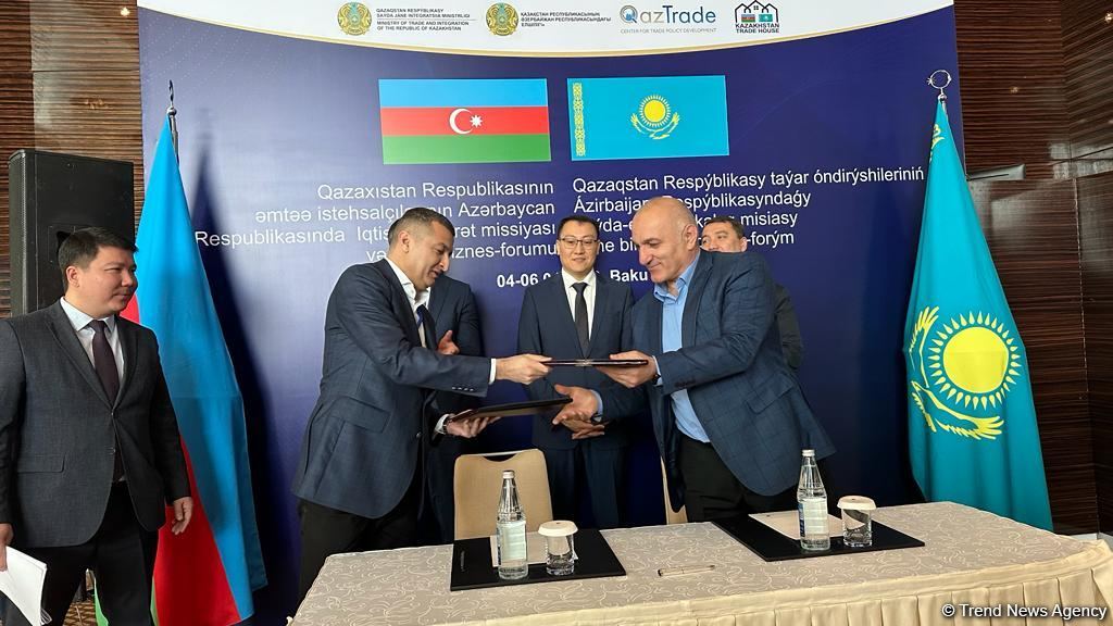 Qazaxıstanla Azərbaycan arasında biznes sazişləri imzalanıb (FOTO)