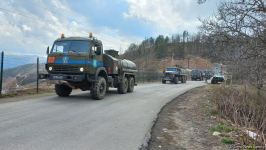 Sülhməramlılara aid 80 avtomobil Laçın yolundan maneəsiz keçib (FOTO)