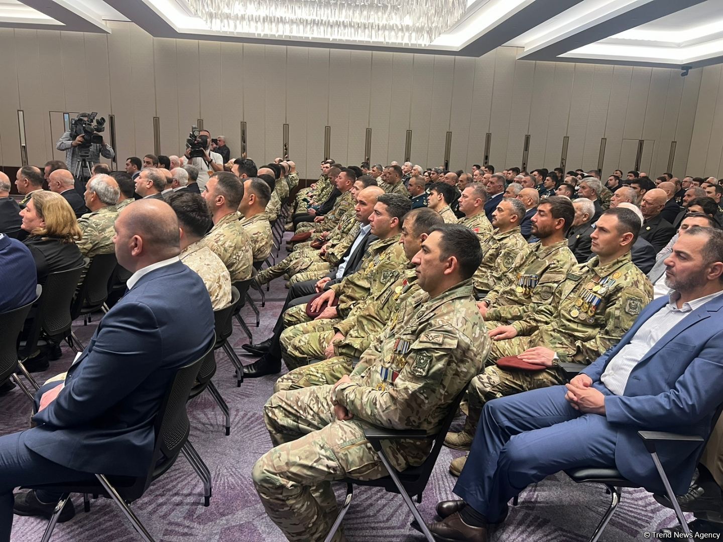 "Heydər Əliyev və Azərbaycanda veteran hərəkatı” mövzusunda konfrans keçirilib (FOTO)