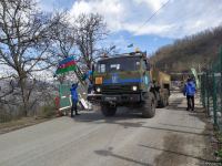 Sülhməramlılara aid 29 avtomobil Laçın yolundan maneəsiz keçib (FOTO)