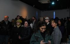 YARAT Müasir İncəsənət Məktəbinin tələbələrinin “Keçmiş̧ nəsillərdən qalan izlər” sərgisi açılıb (FOTO)