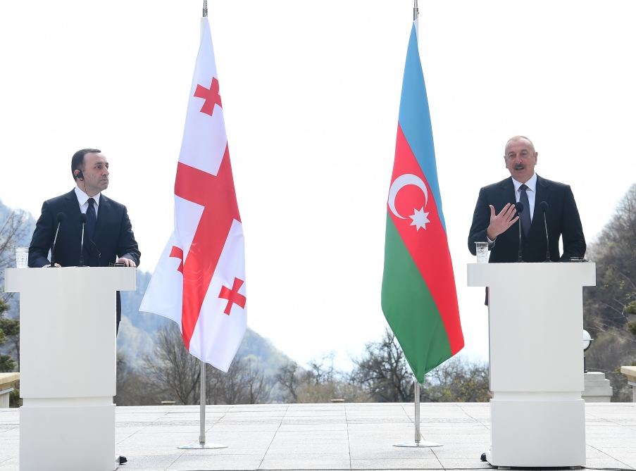 Prezident İlham Əliyev və Gürcüstanın Baş naziri İraklı Qaribaşvili mətbuata bəyanatlarla çıxış ediblər (FOTO/VİDEO) (YENİLƏNİB)