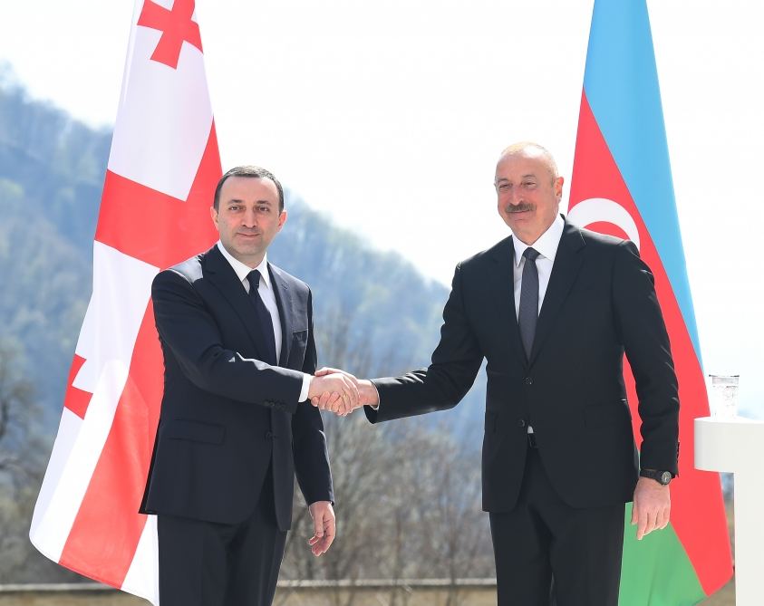 Prezident İlham Əliyev və Gürcüstanın Baş naziri İraklı Qaribaşvili mətbuata bəyanatlarla çıxış ediblər (FOTO/VİDEO) (YENİLƏNİB)
