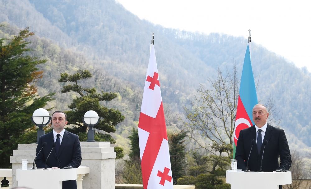Prezident İlham Əliyev və Gürcüstanın Baş naziri İraklı Qaribaşvili mətbuata bəyanatlarla çıxış ediblər (FOTO/VİDEO) (YENİLƏNİB)
