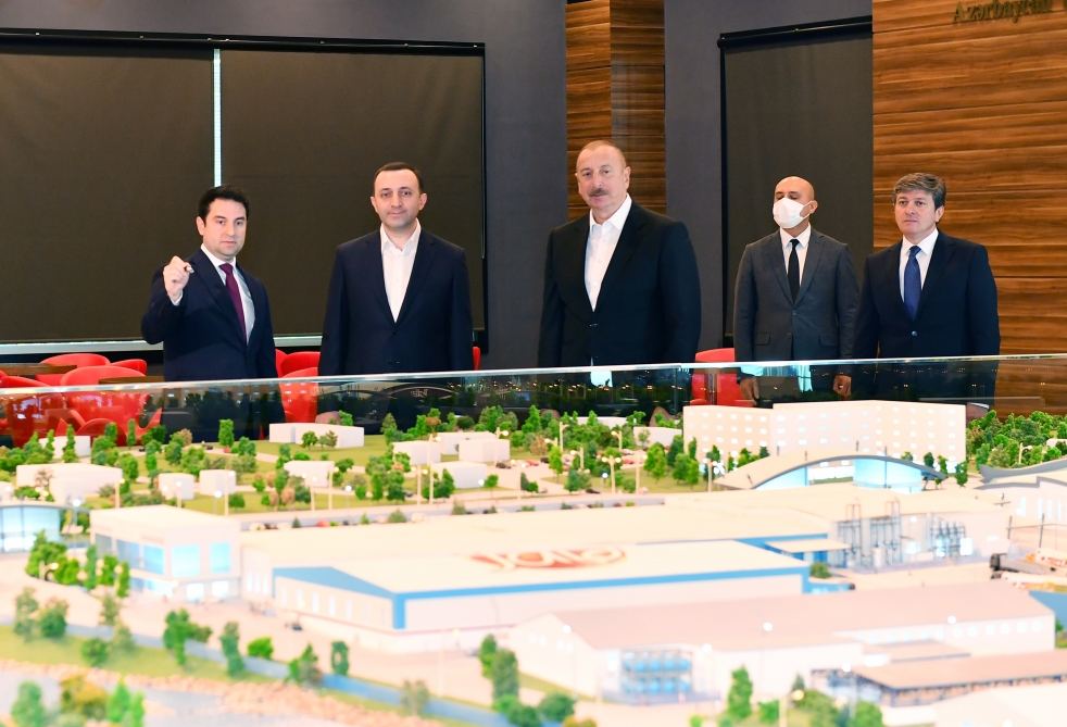 Prezident İlham Əliyev və Baş nazir İrakli Qaribaşvili Qəbələ Qida Şəhərciyində olublar (FOTO/VİDEO)