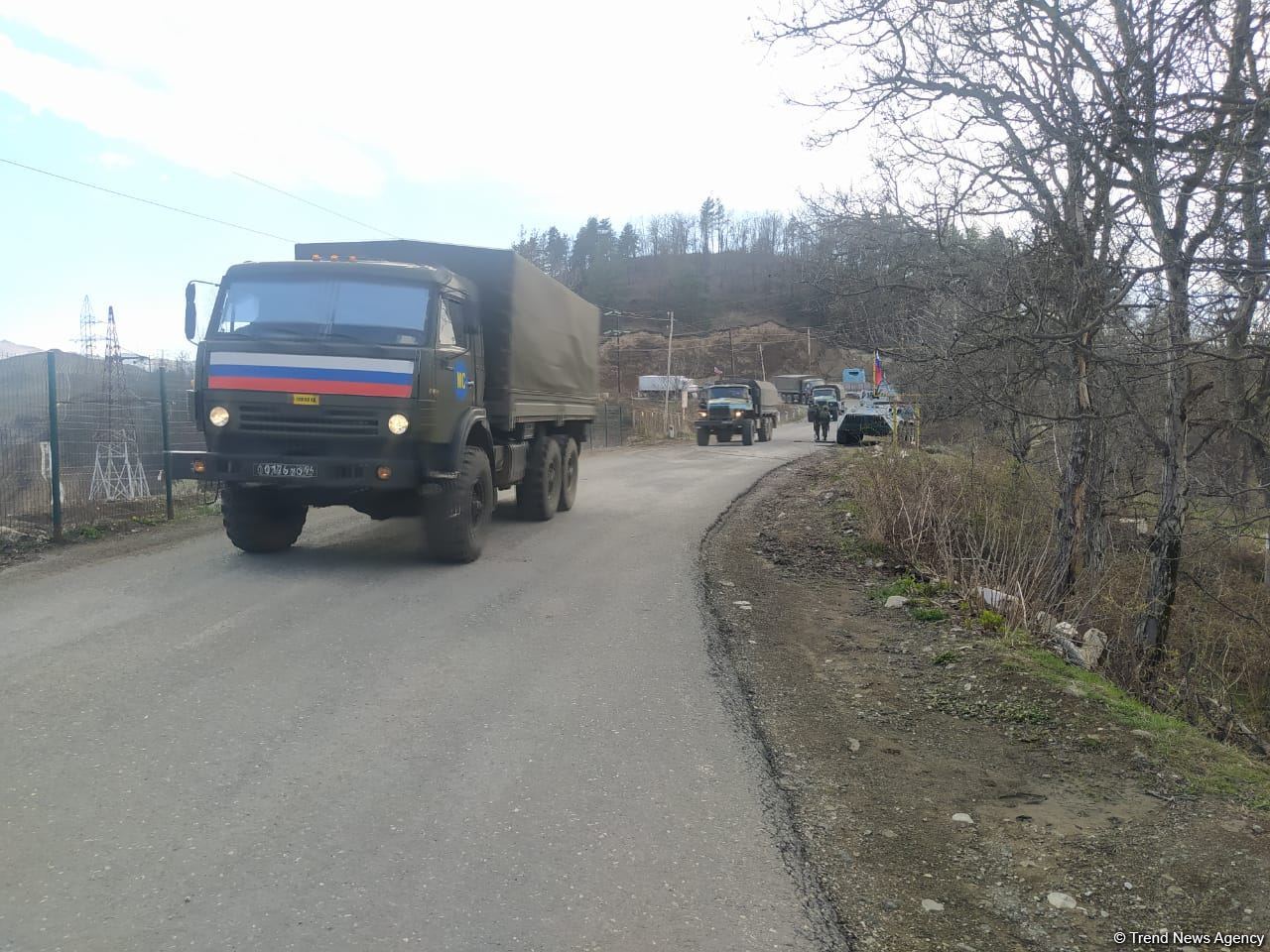 Sülhməramlılara aid 18 avtomobil Laçın yolundan maneəsiz keçib (FOTO)