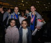 Azərbaycan gimnastları Fransadan medallarla qayıdıblar (FOTO)