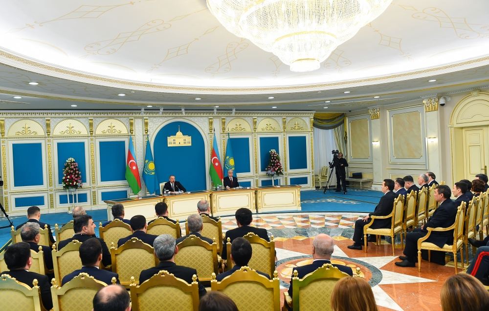 Azərbaycan və Qazaxıstan prezidentləri mətbuata bəyanatlarla çıxış ediblər (FOTO/VİDEO) (YENİLƏNİB)