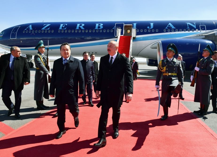 Prezident İlham Əliyev Qazaxıstana rəsmi səfərə gəlib (FOTO/VİDEO)
