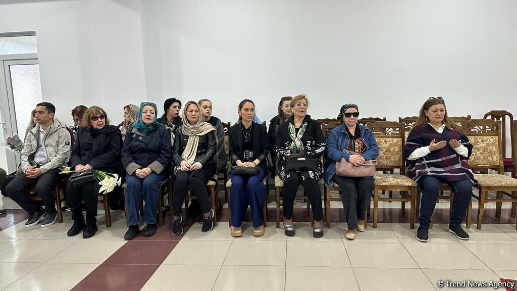 Xalq artisti İrana Tağızadə dəfn olunub (FOTO)