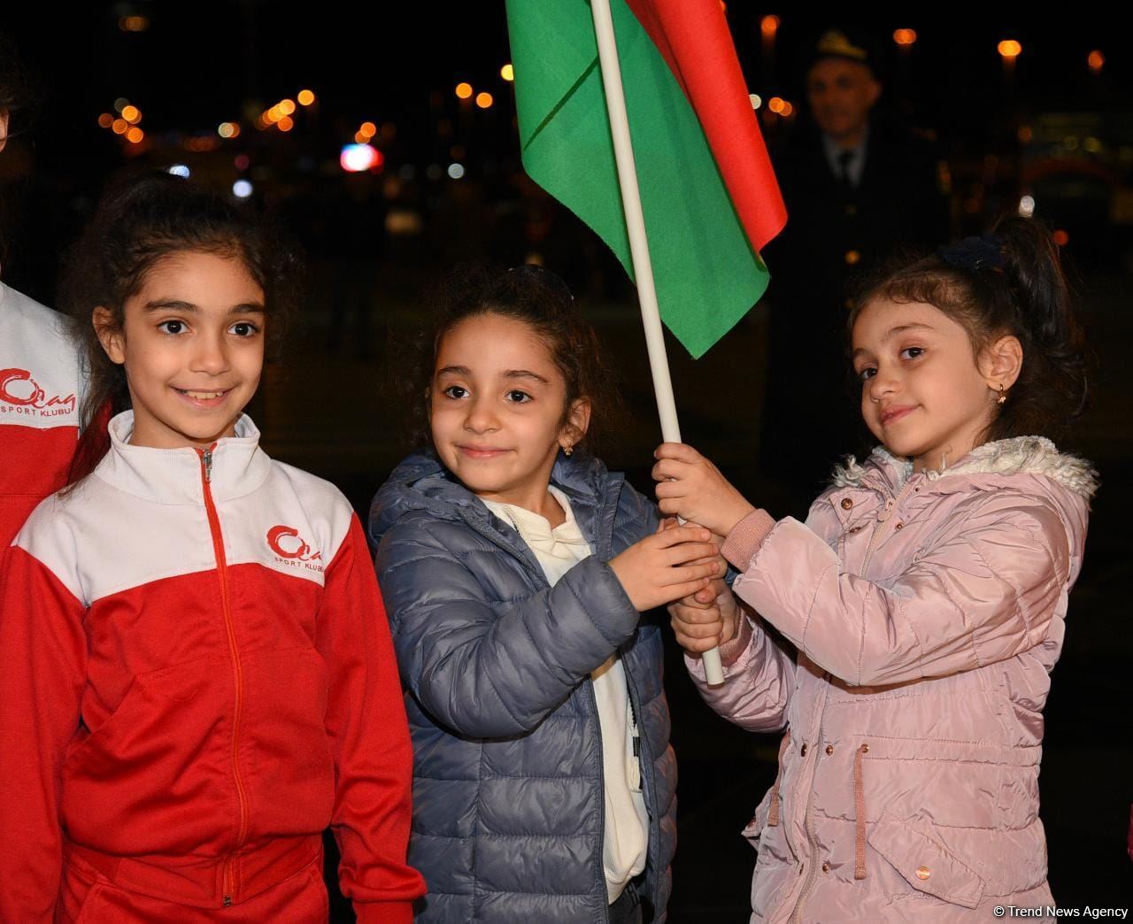 Azərbaycan gimnastları Fransadan medallarla qayıdıblar (FOTO)