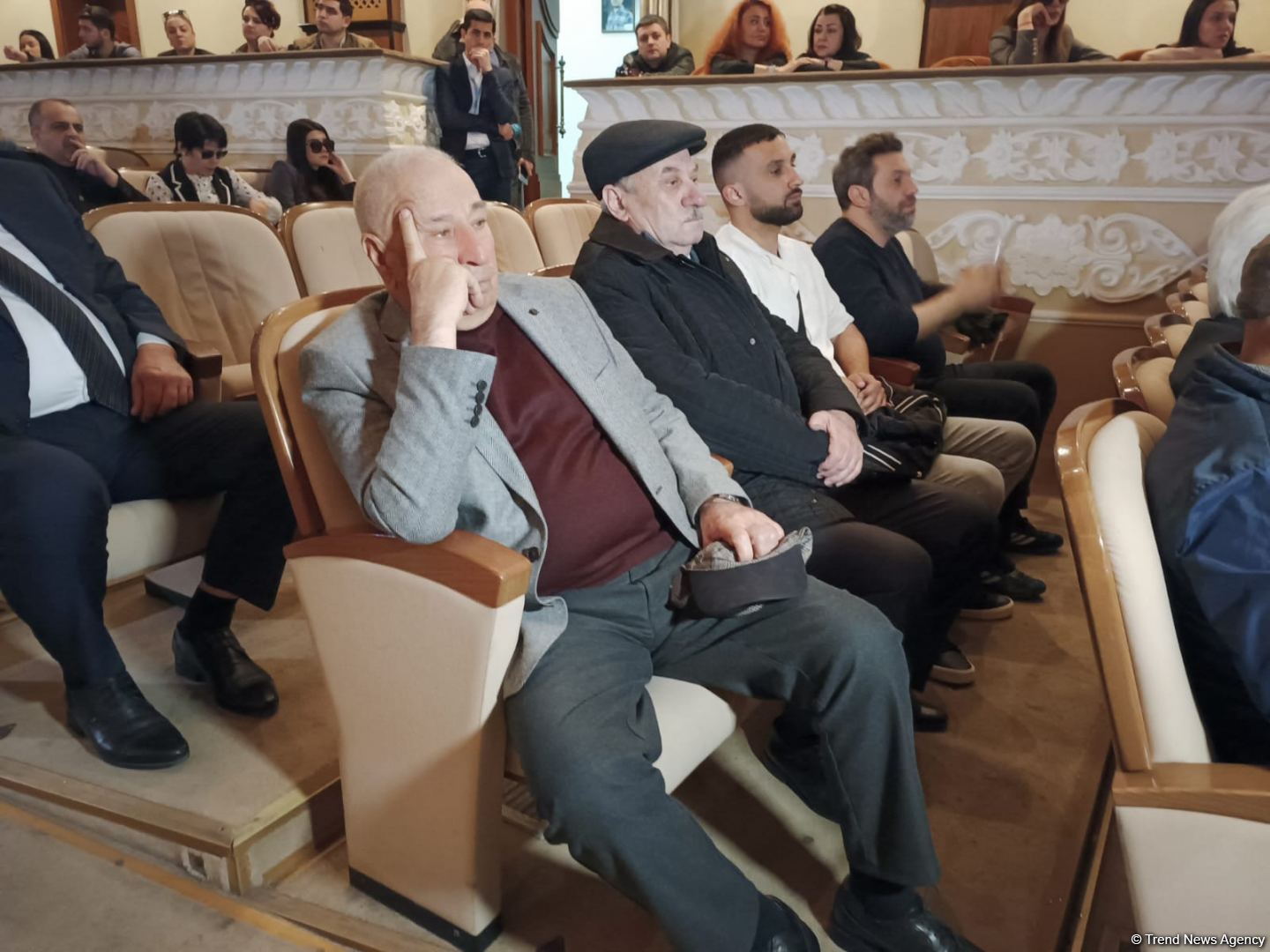 Xalq artisti Azərpaşa Nemətovla vida mərasimi keçirilir (FOTO)