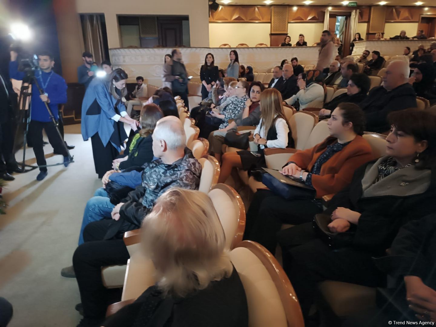 Xalq artisti Azərpaşa Nemətovla vida mərasimi keçirilir (FOTO)
