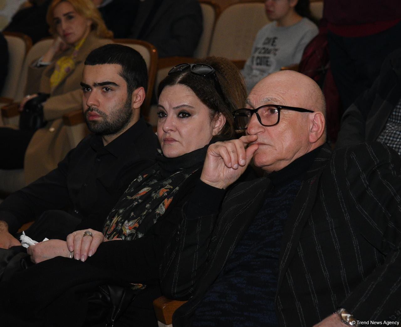 Xalq artisti Azərpaşa Nemətovla vida mərasimi keçirilir (FOTO)