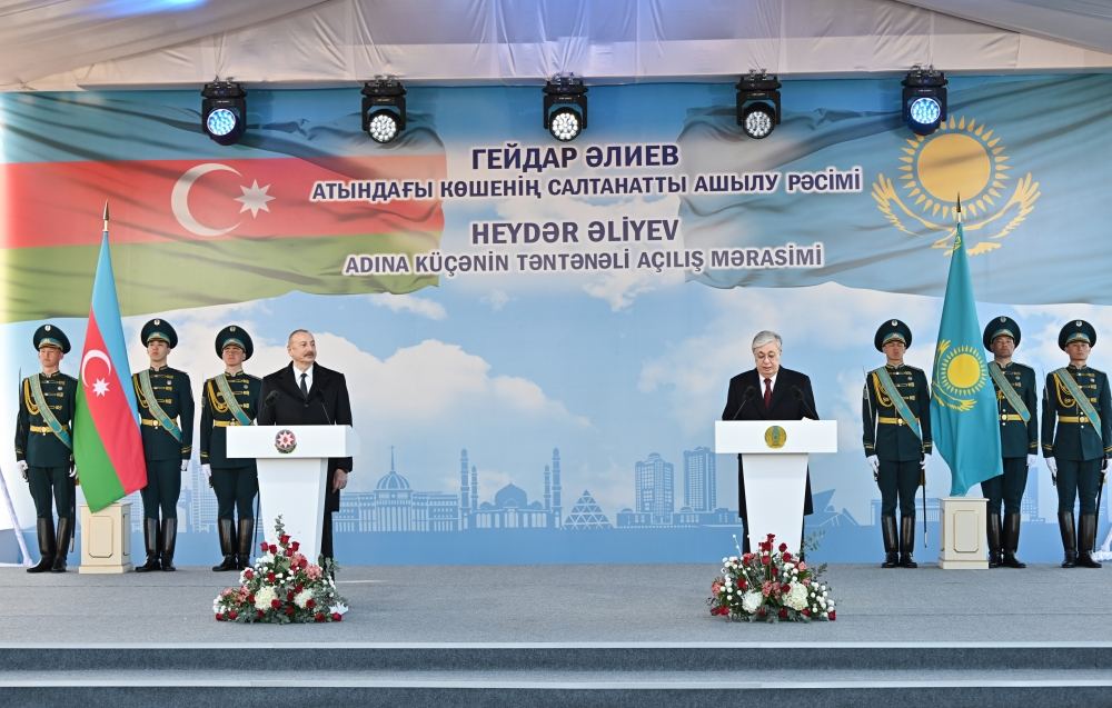 Prezidenti İlham Əliyev Astanada Heydər Əliyev küçəsinin açılışında iştirak edib (FOTO) (YENİLƏNİB)