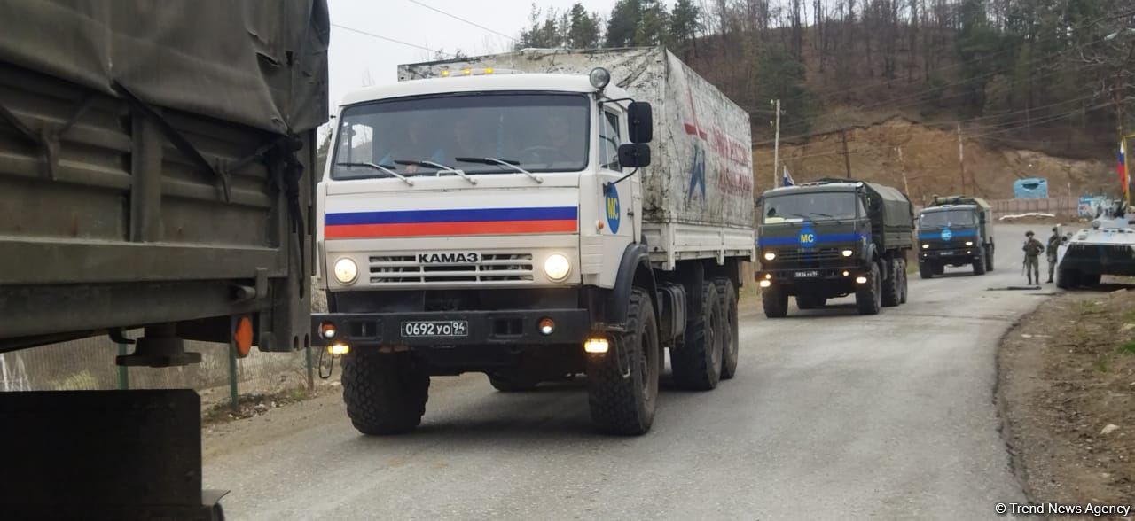 Sülhməramlılara aid 9 avtomobil Laçın yolundan maneəsiz keçib (FOTO)