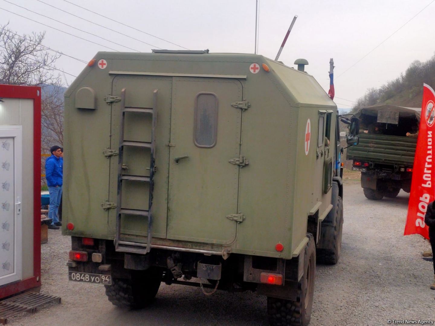 Sülhməramlılara aid 9 avtomobil Laçın yolundan maneəsiz keçib (FOTO)