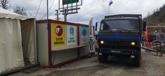 Sülhməramlılara aid 8 avtomobil Laçın yolundan maneəsiz keçib (FOTO)