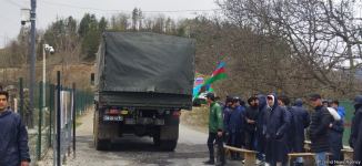 Sülhməramlılara aid 8 avtomobil Laçın yolundan maneəsiz keçib (FOTO)