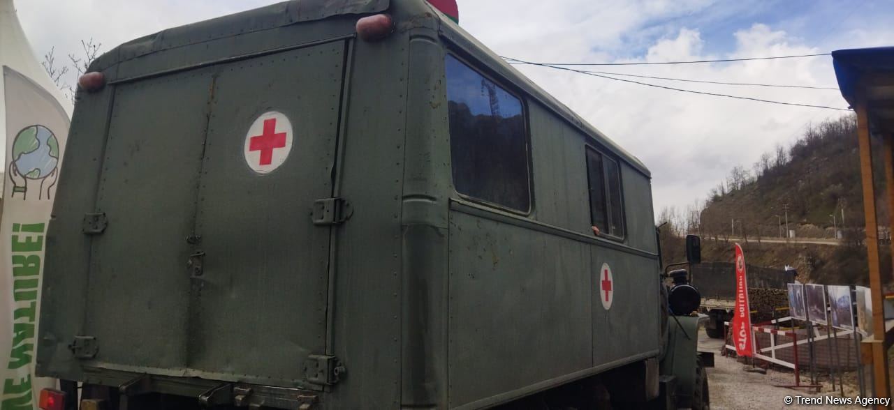 Sülhməramlılara aid 8 avtomobil Laçın yolundan maneəsiz keçib (FOTO)