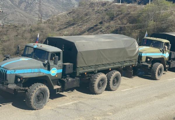 Sülhməramlılara aid 5 avtomobil Laçın yolundan maneəsiz keçib (FOTO)