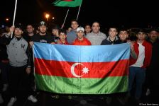 İdmançılarımız Bakıda böyük izdihamla qarşılandı (FOTO/VİDEO)