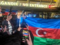 İrəvandan qayıdan idmançılarımız Bakıya çatıblar (FOTO)