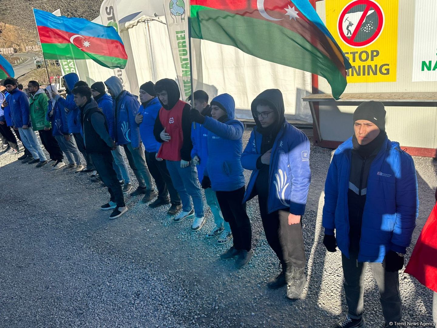 Laçın-Xankəndi yolundakı aksiya 125 gündür davam edir (FOTO)