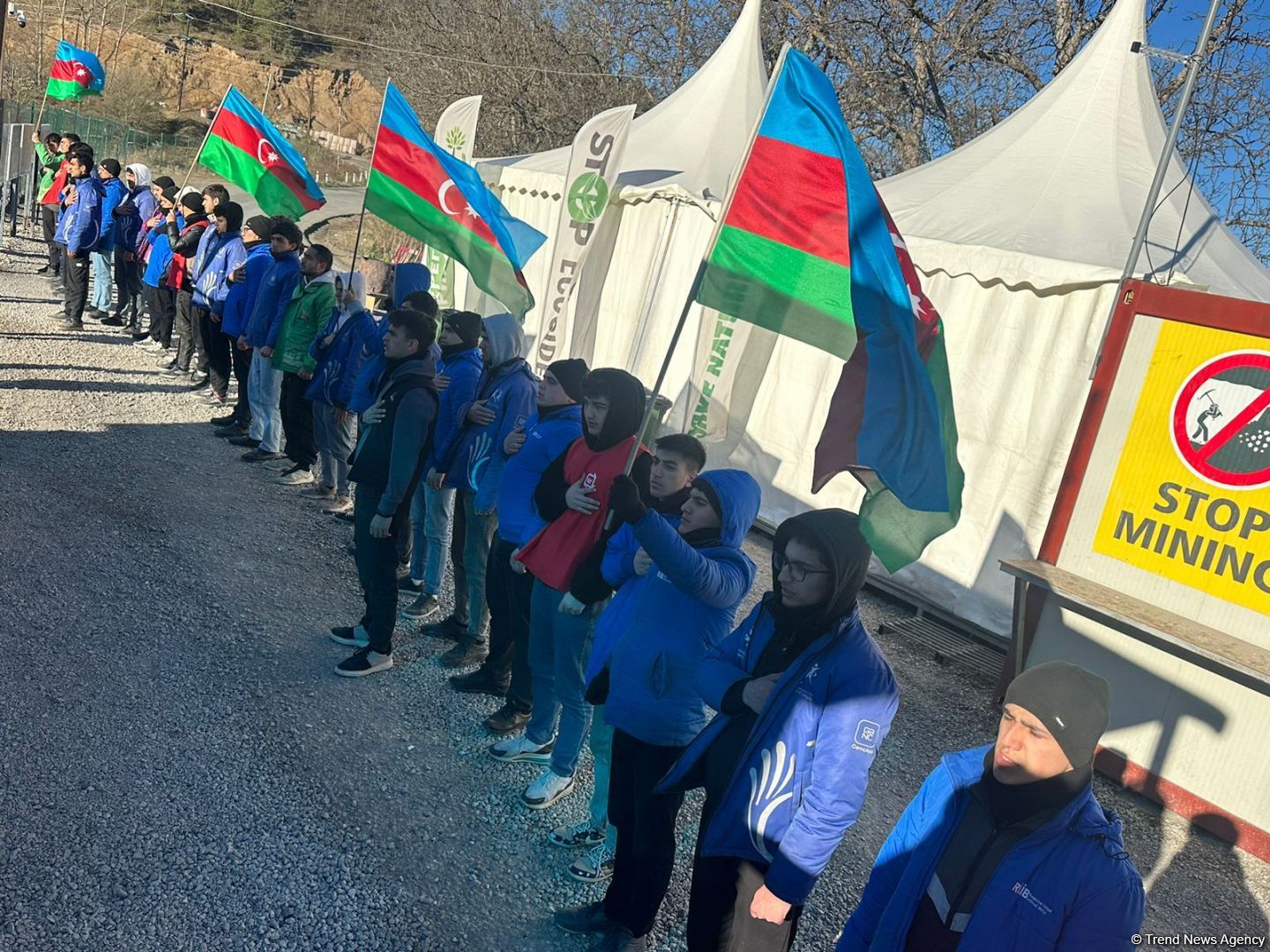 Laçın-Xankəndi yolundakı aksiya 125 gündür davam edir (FOTO)