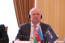 Ali təhsil müəssisələrinin çox dar profili var - Nazir (FOTO)