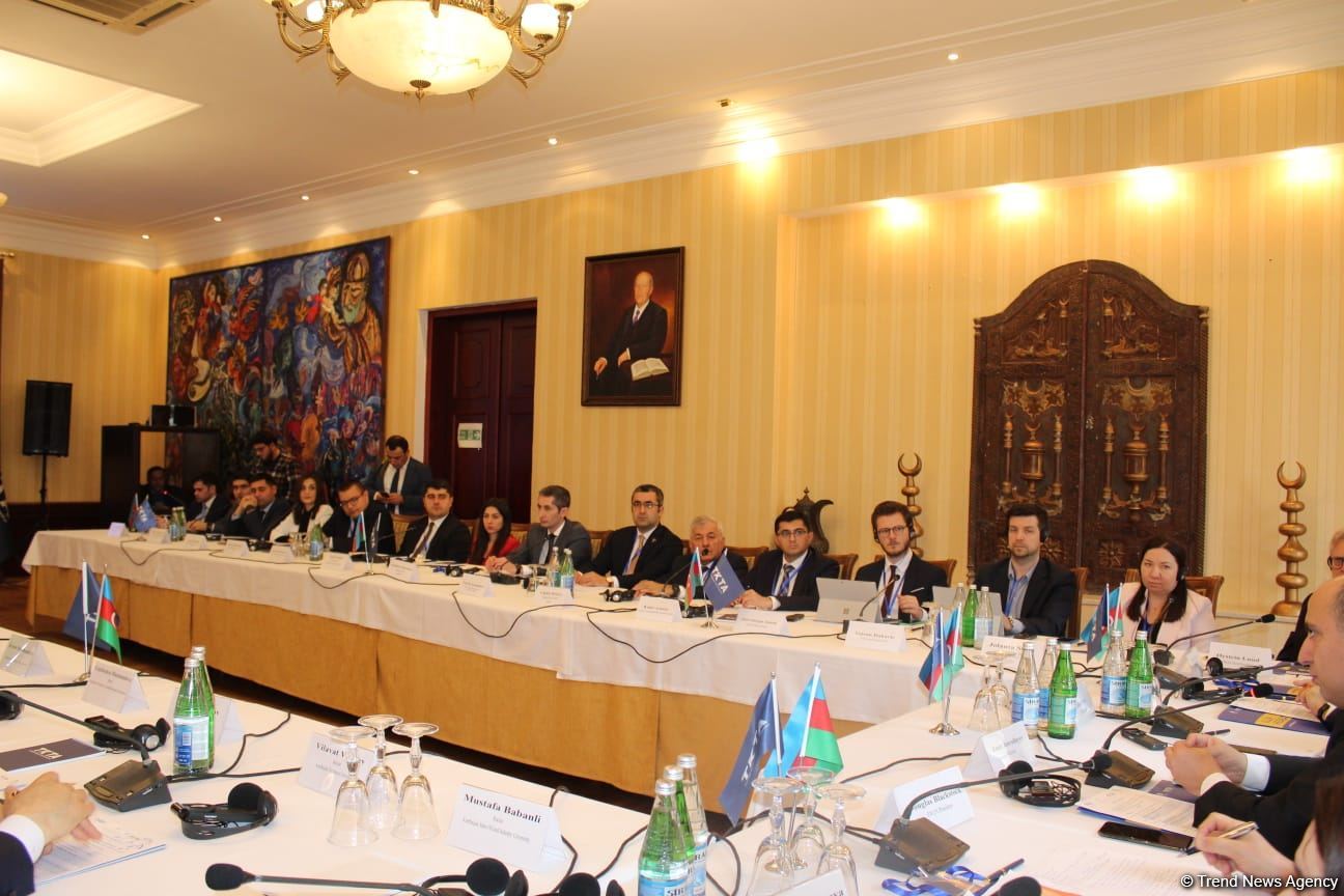 Ali təhsil müəssisələrinin çox dar profili var - Nazir (FOTO)
