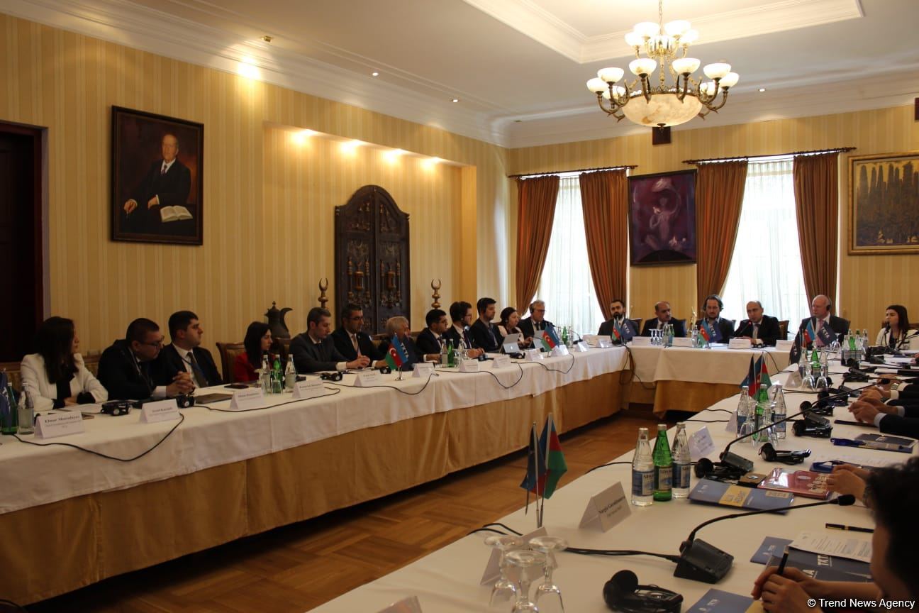 Ali təhsil müəssisələrinin çox dar profili var - Nazir (FOTO)