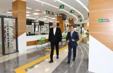 Prezident İlham Əliyev Salyanda “ASAN xidmət” Mərkəzinin açılışını edib (FOTO/VİDEO) (YENİLƏNİB)