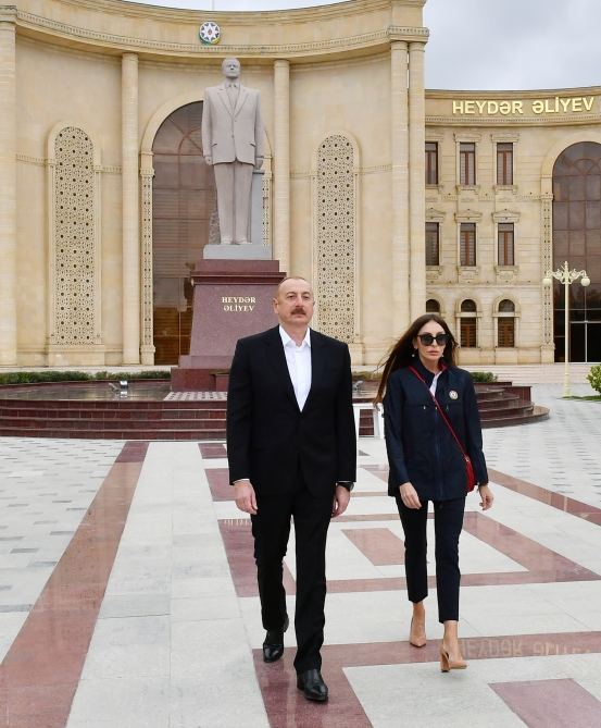 Prezident İlham Əliyev və Birinci xanım Mehriban Əliyeva Salyan rayonuna səfər ediblər (FOTO/VİDEO)