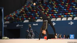 Bədii gimnastika üzrə FIG Dünya Kubokunun ilk gününün maraqlı anları (FOTO)