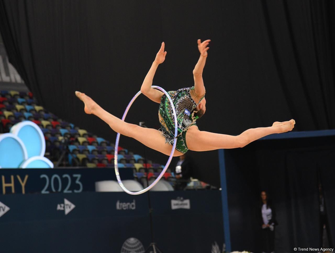 Bədii gimnastika üzrə FIG Dünya Kubokunun ilk gününün maraqlı anları (FOTO)