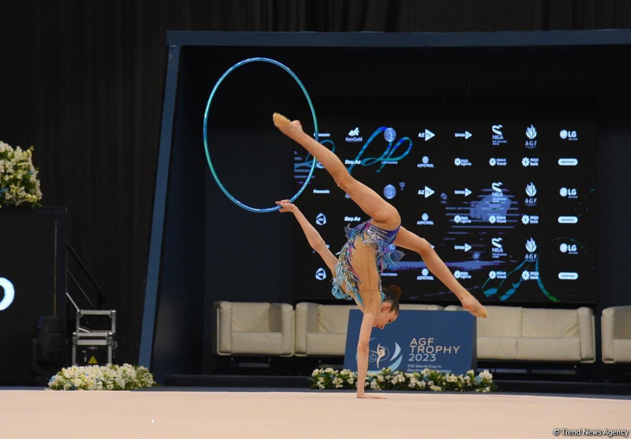 Bədii gimnastika üzrə FIG Dünya Kubokunun ilk gününün maraqlı anları (FOTO)