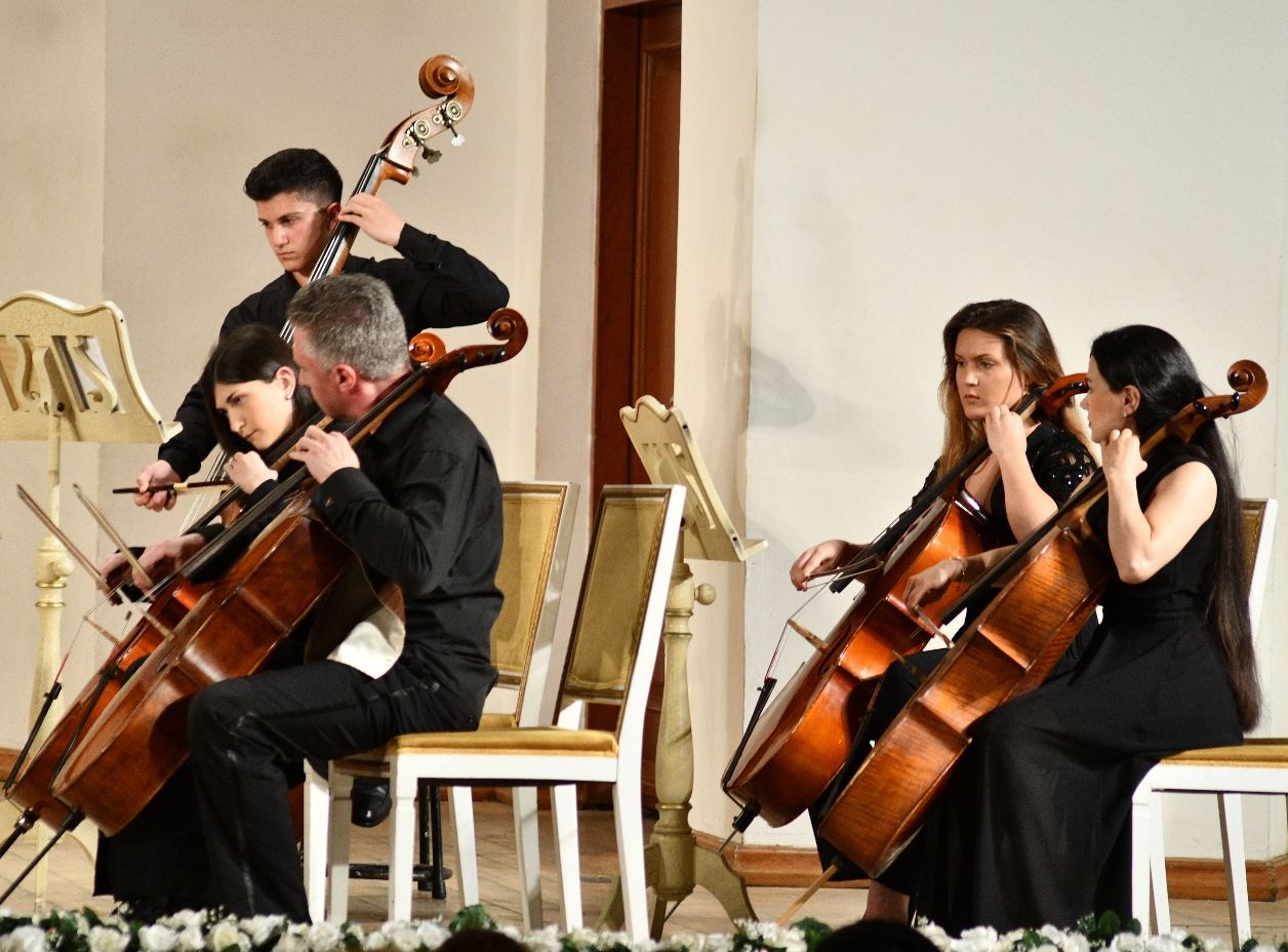 Filarmoniyada Qara Qarayev adına Dövlət Kamera Orkestrinin konserti təşkil edilib (VİDEO, FOTO)