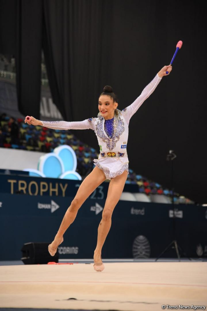 Bakıda bədii gimnastika üzrə Dünya Kuboku yarışlarının ikinci günündən maraqlı anlar (FOTO)