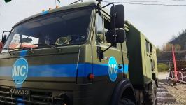 Sülhməramlılara aid 2 avtomobil Laçın yolundan maneəsiz keçib (FOTO)