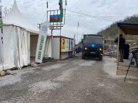 Sülhməramlılara aid 2 avtomobil Laçın yolundan maneəsiz keçib (FOTO)